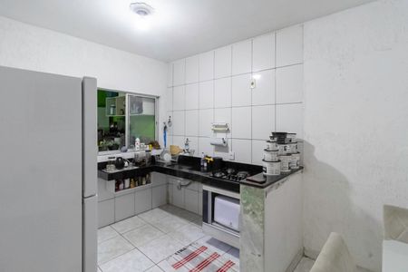 Casa para alugar com 120m², 2 quartos e 2 vagasCozinha