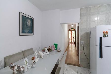 Casa para alugar com 120m², 2 quartos e 2 vagasCozinha