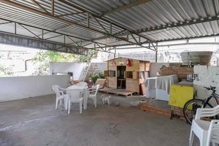 Casa para alugar com 120m², 2 quartos e 2 vagasTerraço