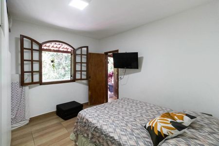 Casa para alugar com 120m², 2 quartos e 2 vagasSuíte