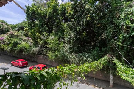 Casa para alugar com 120m², 2 quartos e 2 vagasVista do quarto