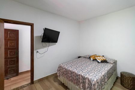 Casa para alugar com 120m², 2 quartos e 2 vagasSuíte