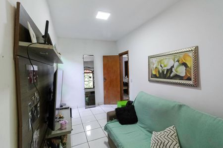 Casa para alugar com 120m², 2 quartos e 2 vagasSala