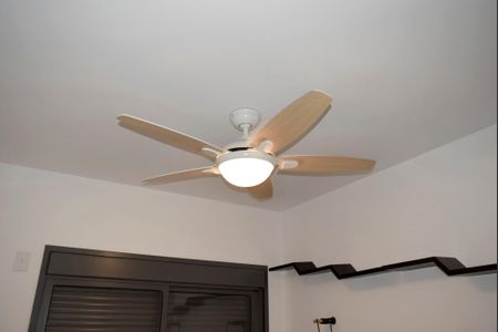 Apartamento para alugar com 72m², 2 quartos e 1 vagaSuíte