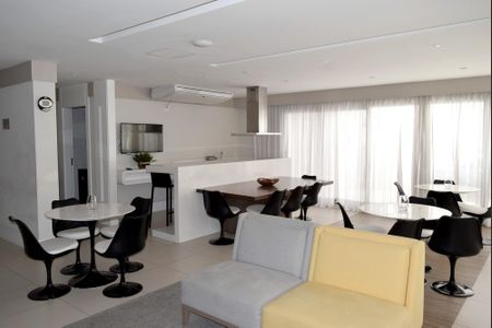 Apartamento para alugar com 72m², 2 quartos e 1 vagaSalão de Festas