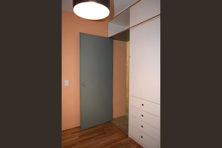 Apartamento para alugar com 72m², 2 quartos e 1 vagaQuarto