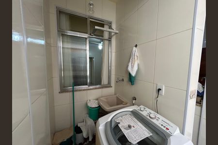 Apartamento à venda com 68m², 2 quartos e 1 vagaÁrea de Serviço