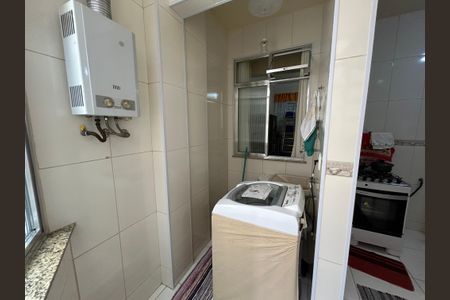 Apartamento à venda com 68m², 2 quartos e 1 vagaÁrea de Serviço