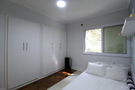 Apartamento à venda com 130m², 3 quartos e 2 vagasQuarto 2