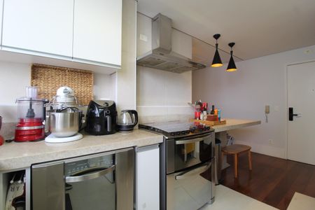 Apartamento à venda com 130m², 3 quartos e 2 vagasCozinha