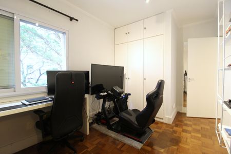 Apartamento à venda com 130m², 3 quartos e 2 vagasQuarto 1