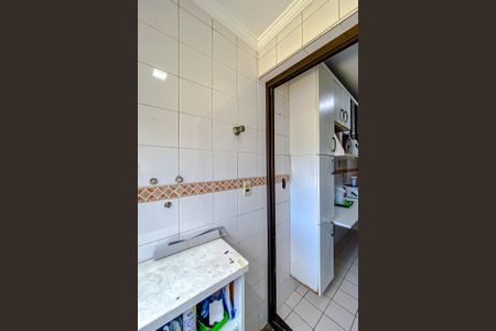 Apartamento à venda com 74m², 3 quartos e 1 vagaÁrea de Serviço