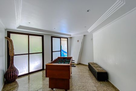 Apartamento à venda com 74m², 3 quartos e 1 vagaÁrea comum