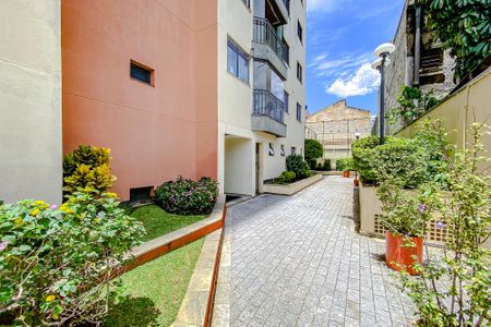 Apartamento à venda com 74m², 3 quartos e 1 vagaÁrea comum