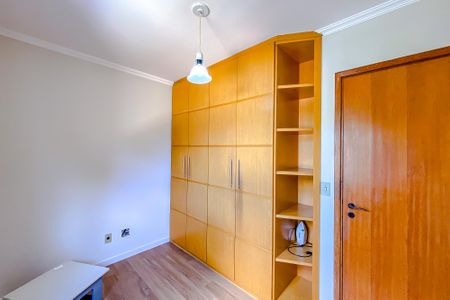 Apartamento à venda com 74m², 3 quartos e 1 vagaQuarto 2