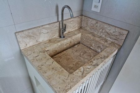 Apartamento para alugar com 53m², 2 quartos e 1 vaga Apartamento para alugar com 53m², 2 quartos e 1 vagaBanheiro da Suíte