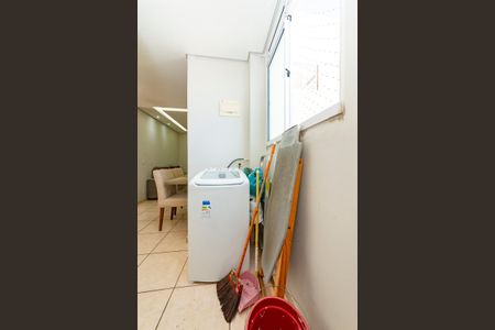 Apartamento à venda com 48m², 2 quartos e 1 vaga Apartamento à venda com 48m², 2 quartos e 1 vagaÁrea de Serviço