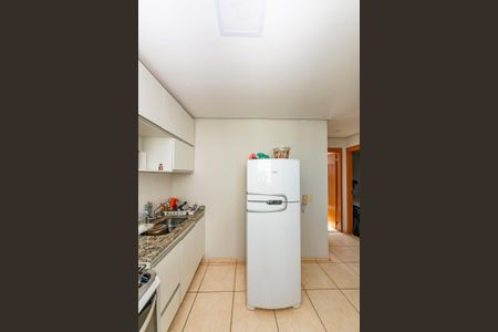 Apartamento à venda com 48m², 2 quartos e 1 vaga Apartamento à venda com 48m², 2 quartos e 1 vagaCozinha