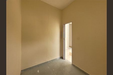 Casa à venda com 83m², 2 quartos e 1 vaga