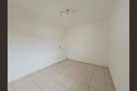 Casa à venda com 83m², 2 quartos e 1 vaga