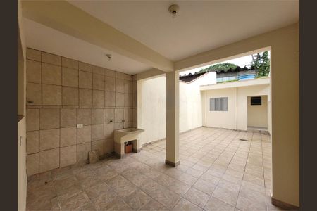 Casa à venda com 83m², 2 quartos e 1 vaga