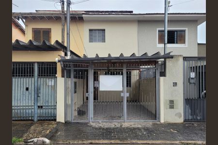Casa à venda com 83m², 2 quartos e 1 vaga