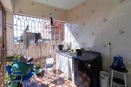 Casa à venda com 155m², 3 quartos e 2 vagas Casa à venda com 155m², 3 quartos e 2 vagasÁrea de serviço