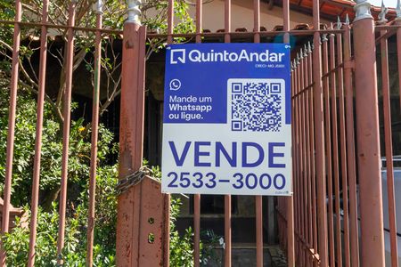 Casa à venda com 155m², 3 quartos e 2 vagas Casa à venda com 155m², 3 quartos e 2 vagasFachada - Placa instalada e cadastrada