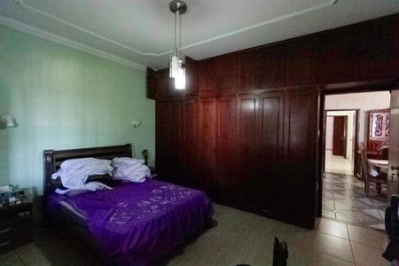 Casa à venda com 155m², 3 quartos e 2 vagas Casa à venda com 155m², 3 quartos e 2 vagasSuíte