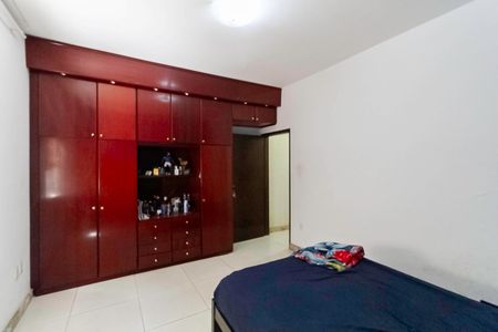 Casa à venda com 155m², 3 quartos e 2 vagas Casa à venda com 155m², 3 quartos e 2 vagasQuarto 2
