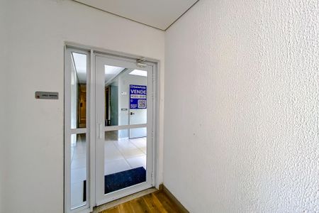 Casa de condomínio à venda com 48m², 2 quartos e 1 vagaÁrea comum - Plaquinha