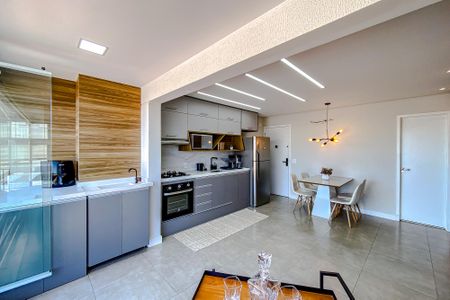 Casa de condomínio à venda com 48m², 2 quartos e 1 vagaSala