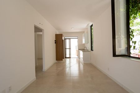 Casa para alugar com 80m², 2 quartos e sem vaga Casa para alugar com 80m², 2 quartos e sem vagaSala