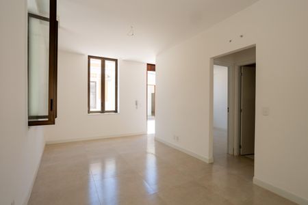 Casa para alugar com 80m², 2 quartos e sem vaga Casa para alugar com 80m², 2 quartos e sem vagaSala