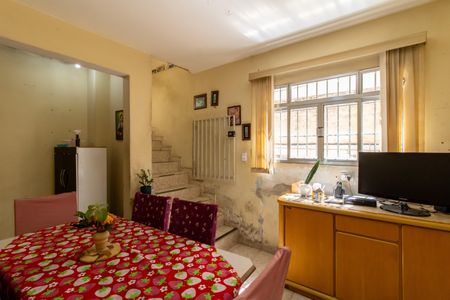 Casa à venda com 125m², 4 quartos e 2 vagasCopa