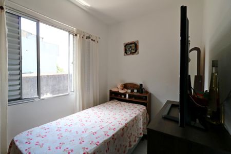 Casa à venda com 200m², 3 quartos e 2 vagasQuarto 2