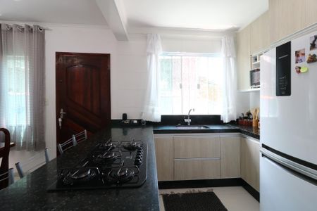 Casa à venda com 200m², 3 quartos e 2 vagasCozinha
