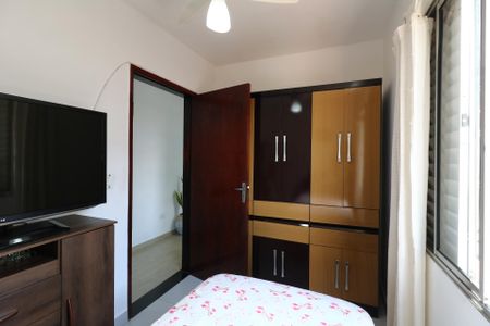 Casa à venda com 200m², 3 quartos e 2 vagasQuarto 2