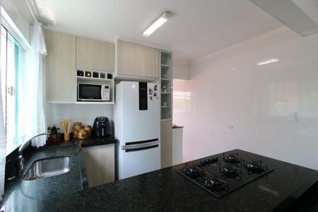 Casa à venda com 200m², 3 quartos e 2 vagasCozinha