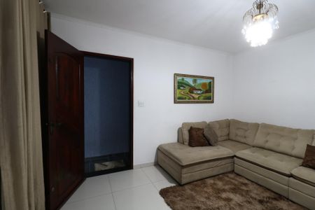 Casa à venda com 200m², 3 quartos e 2 vagasSala