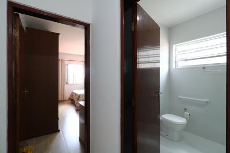 Casa à venda com 200m², 3 quartos e 2 vagasCorredor piso superior