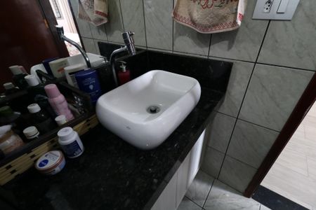 Casa à venda com 200m², 3 quartos e 2 vagasBanheiro da Suíte - Pia