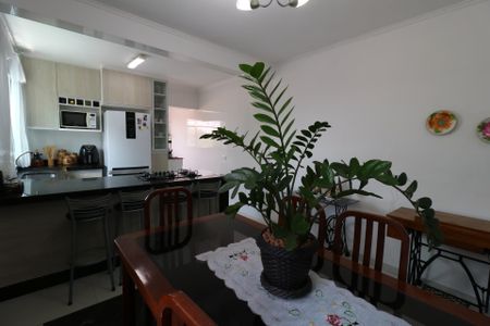 Casa à venda com 200m², 3 quartos e 2 vagasCozinha