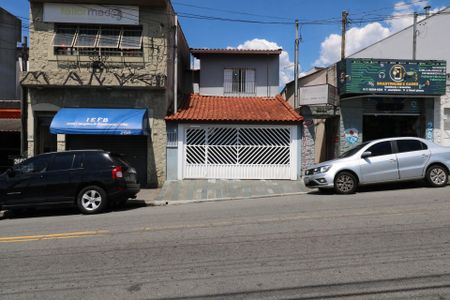 Casa à venda com 200m², 3 quartos e 2 vagasFachada