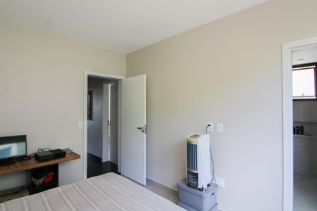 Casa à venda com 192m², 3 quartos e 2 vagasSuíte 2