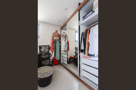Casa à venda com 192m², 3 quartos e 2 vagasCloset da suíte 1