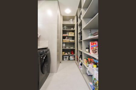 Casa à venda com 192m², 3 quartos e 2 vagasÁrea de Serviço e Despensa