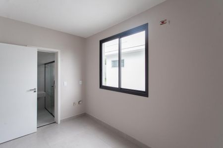 Casa à venda com 192m², 3 quartos e 2 vagasSuíte 3