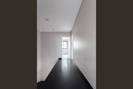 Casa à venda com 192m², 3 quartos e 2 vagasCorredor