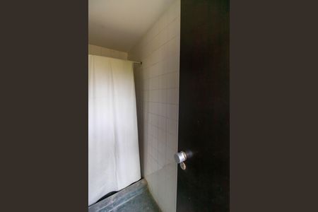 Casa de condomínio à venda com 392m², 4 quartos e 4 vagas Casa de condomínio à venda com 392m², 4 quartos e 4 vagasBanheiro de serviço